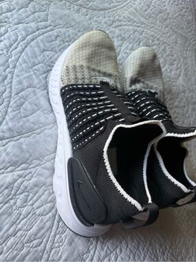 Nike Kids Black and Gray Knit Slip-On Sneakers